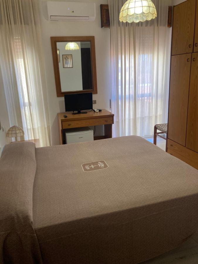 Hotel L'Ancora La Caletta Eksteriør bilde